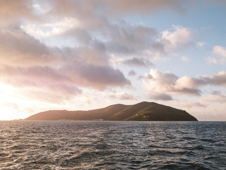 _0002_Portland Roads - Whitsundays - Boat Hire - Luxury-226